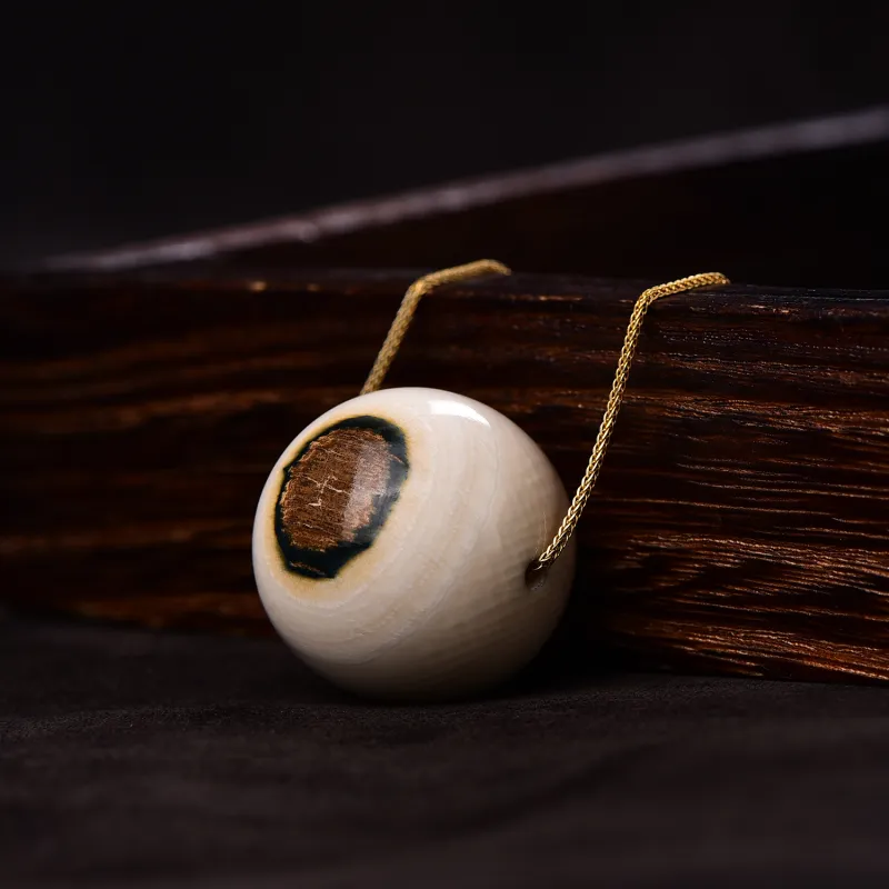 Gu He Jade Necklaces Unisex-3