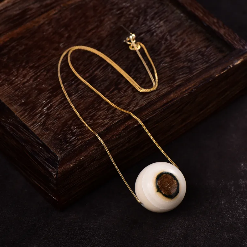 Gu He Jade Necklaces Unisex-5