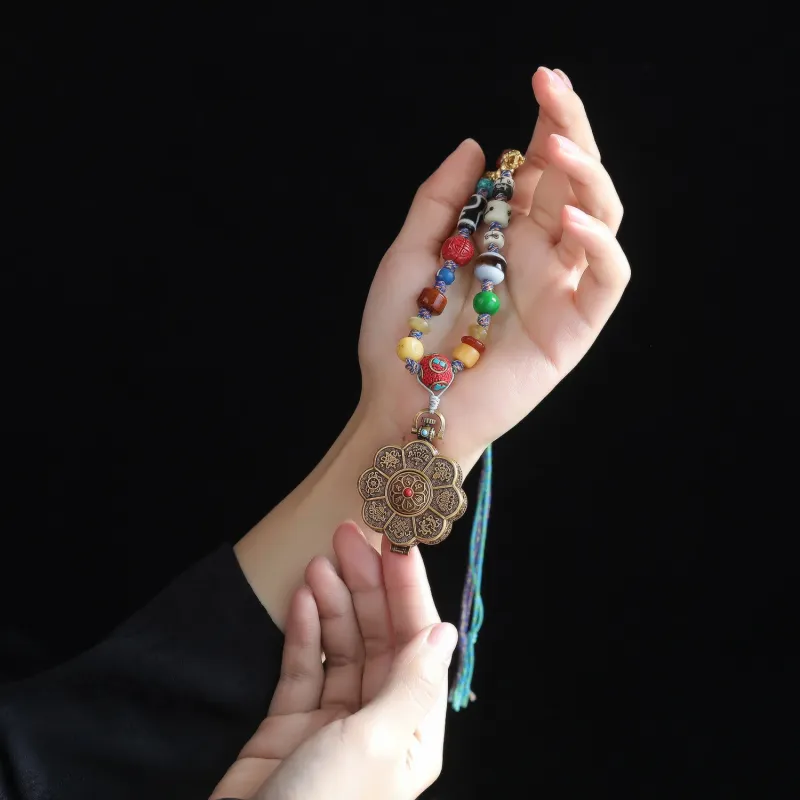 Gu He Necklaces Unisex-2