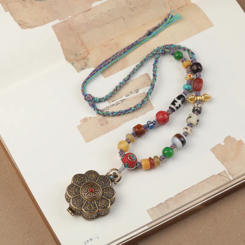 Gu He Necklaces Unisex-1
