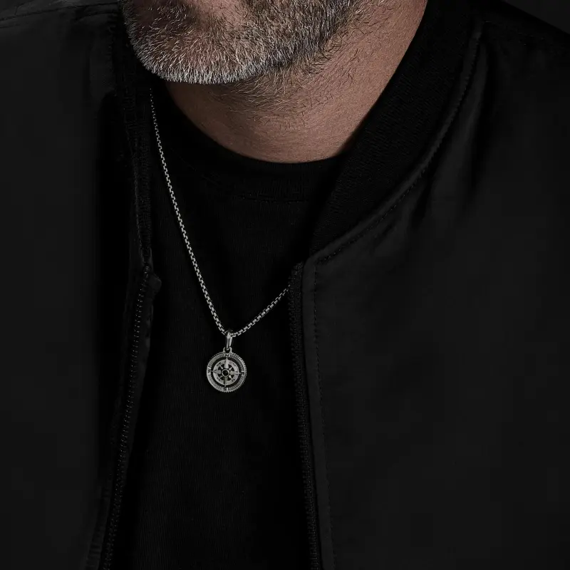 MOVER Necklaces Unisex-1