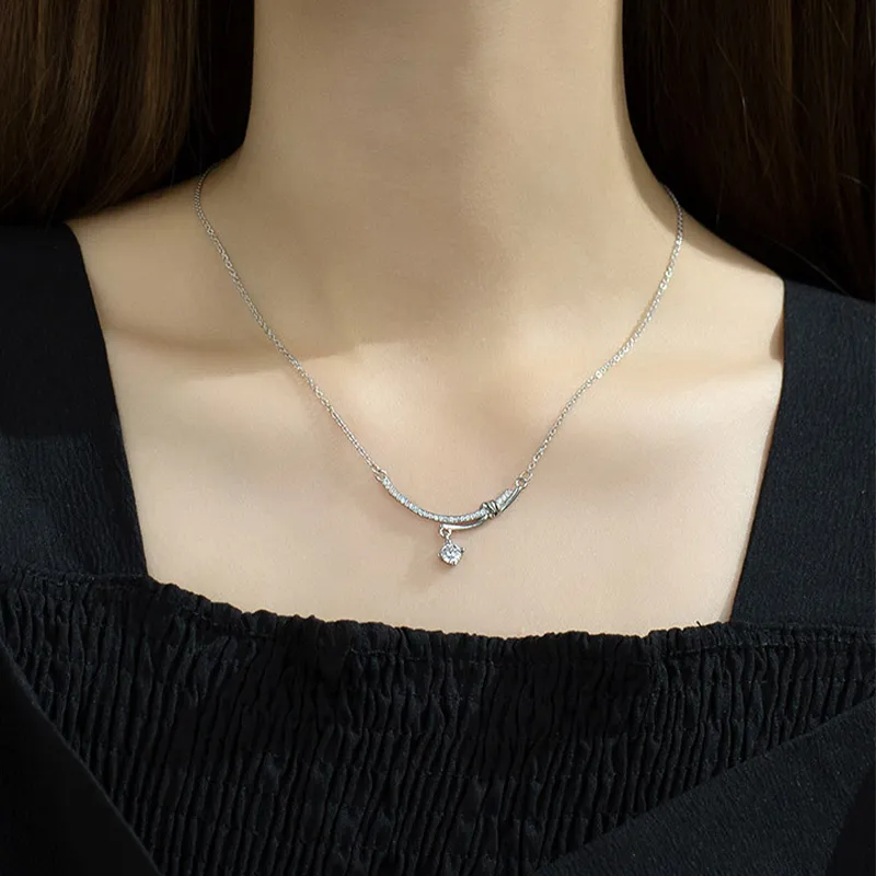 MOVER Necklaces Women's-1