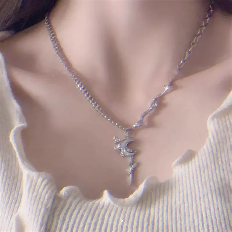 MOVER Necklaces Women's-1