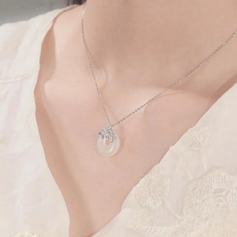 MOVER Chalcedony Necklaces Women's-2