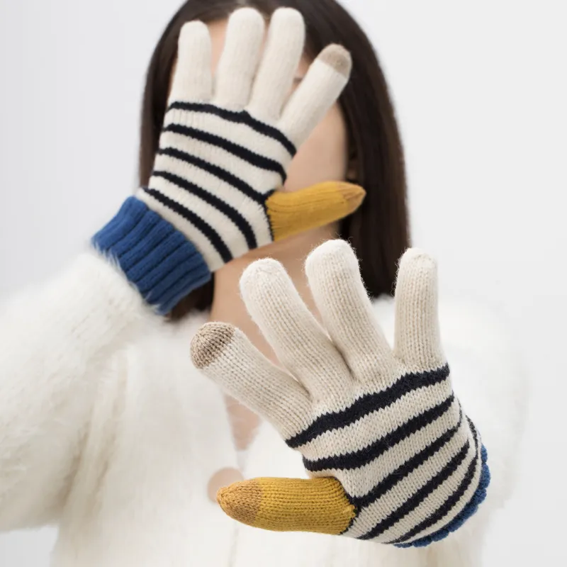 Clect Acrylic Knit Gloves Women's-2