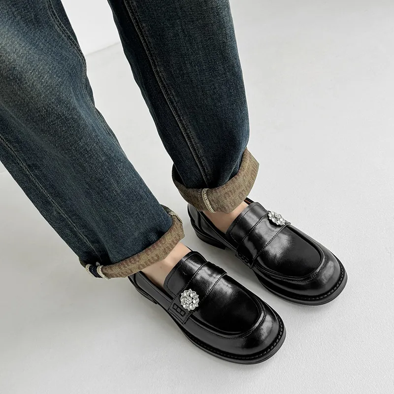 Little Queen Renee Loafers Women's-1