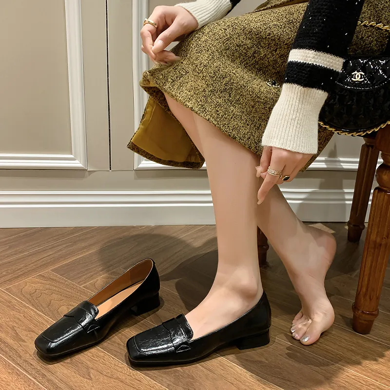 Little Queen Renee Loafers Women's-2