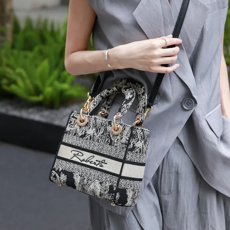 ROBERTA DI CAMERINO Fabric Shoulder Bag, Crossbody Bag, Handbag Regular Women's Multicolor-2