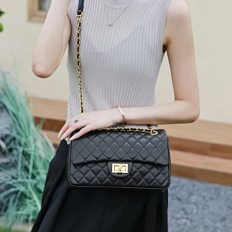 ROBERTA DI CAMERINO Cow Leather Chain Shoulder Bag Crossbody Bag Small Square Bag Regular Women's Black/White-6