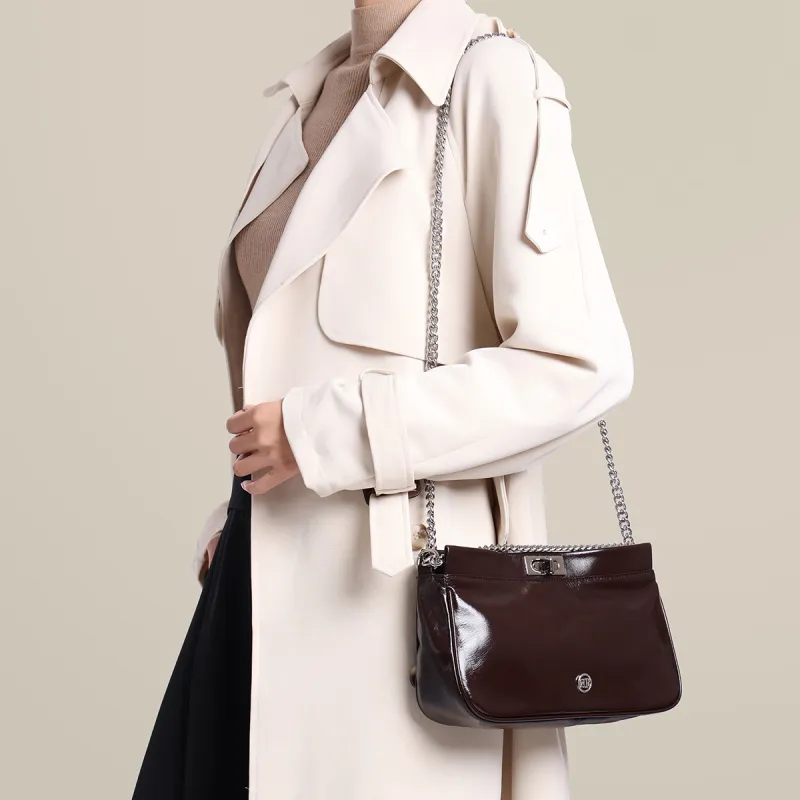 ROBERTA DI CAMERINO Oil Wax Top Grain Cow Leather Shoulder Bag Medium Size Women's Black/Coffee-9