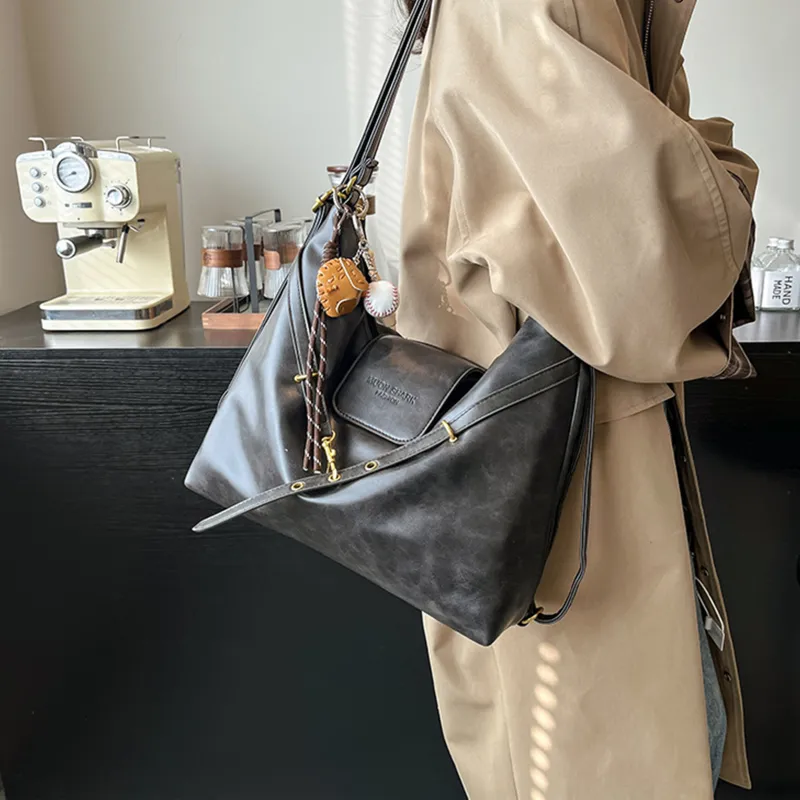 UNITE STAR Shoulder Bags-5