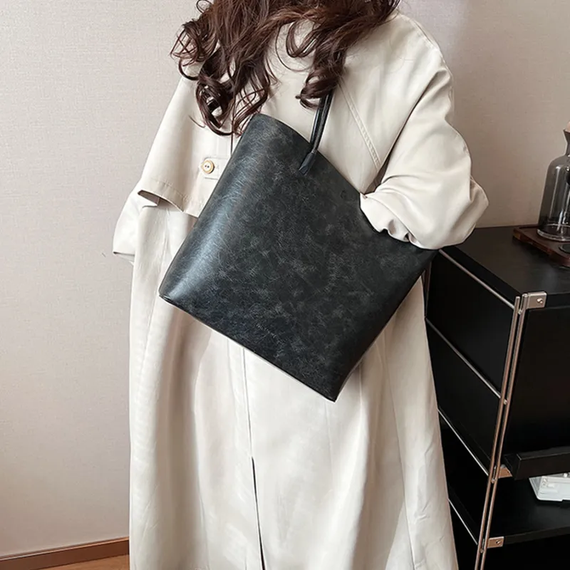 UNITE STAR Shoulder Bags-6