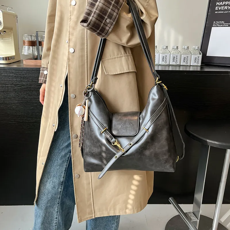 UNITE STAR Shoulder Bags-6