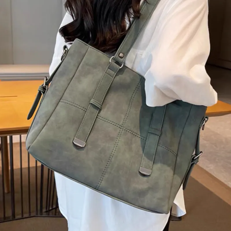 UNITE STAR Shoulder Bags-9
