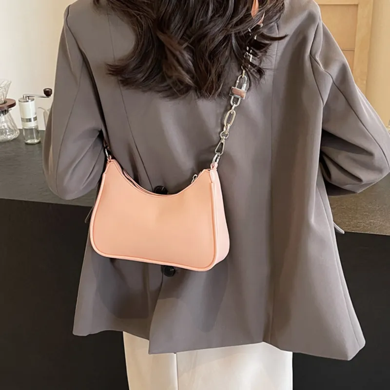 UNITE STAR Shoulder Bags-5