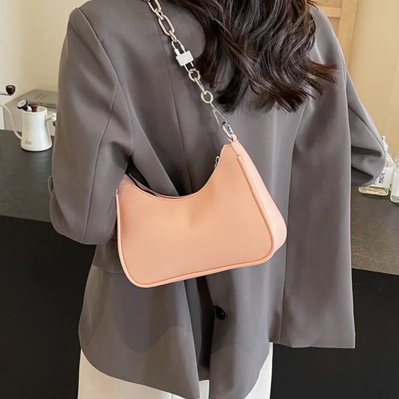 UNITE STAR Shoulder Bags-4