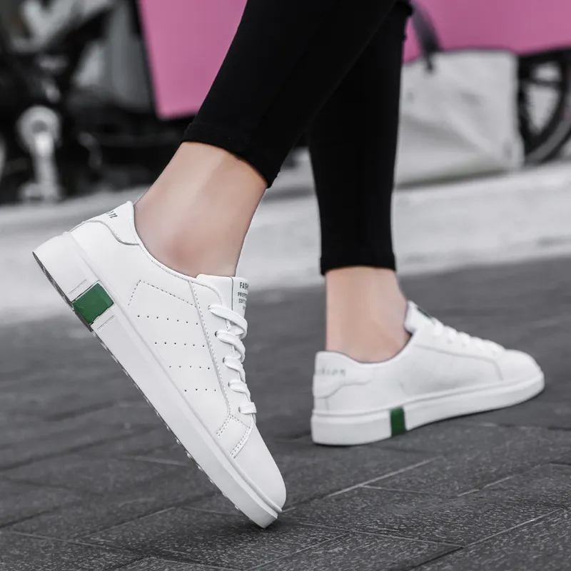 CAMOSI Low-Top Skateboard Shoes Unisex-7