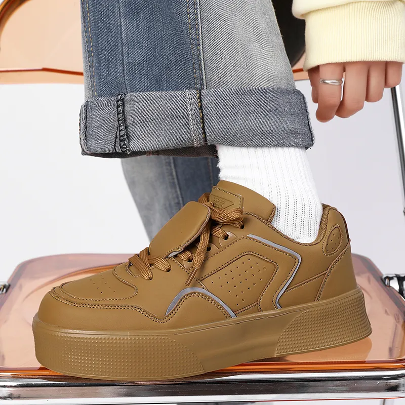 CAMOSI Low-Top Skateboard Shoes Men's-11