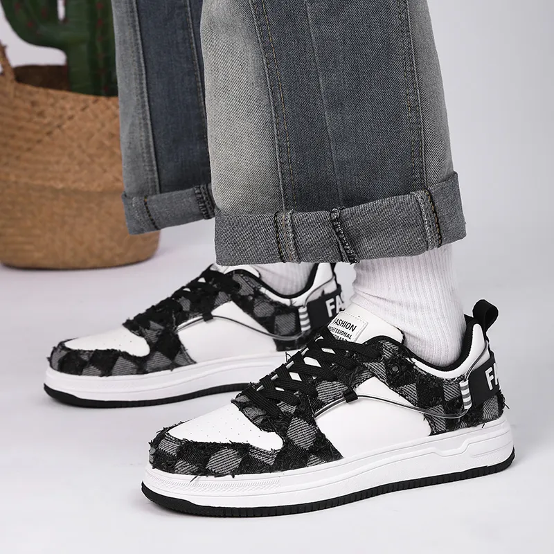 CAMOSI Slip-Resistant Low-Top Skateboard Shoes Unisex-9