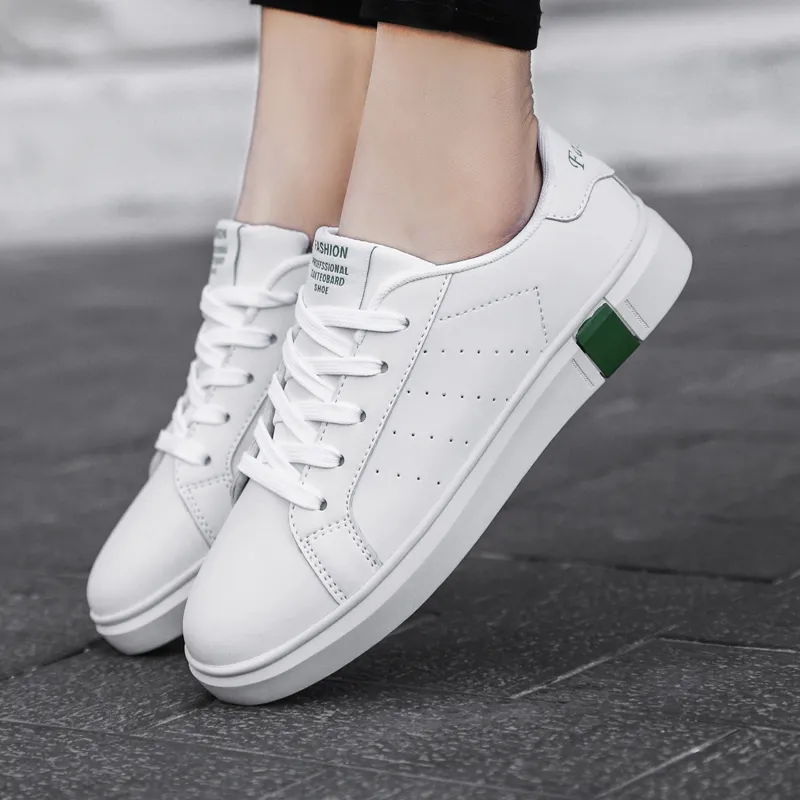 CAMOSI Low-Top Skateboard Shoes Unisex-4