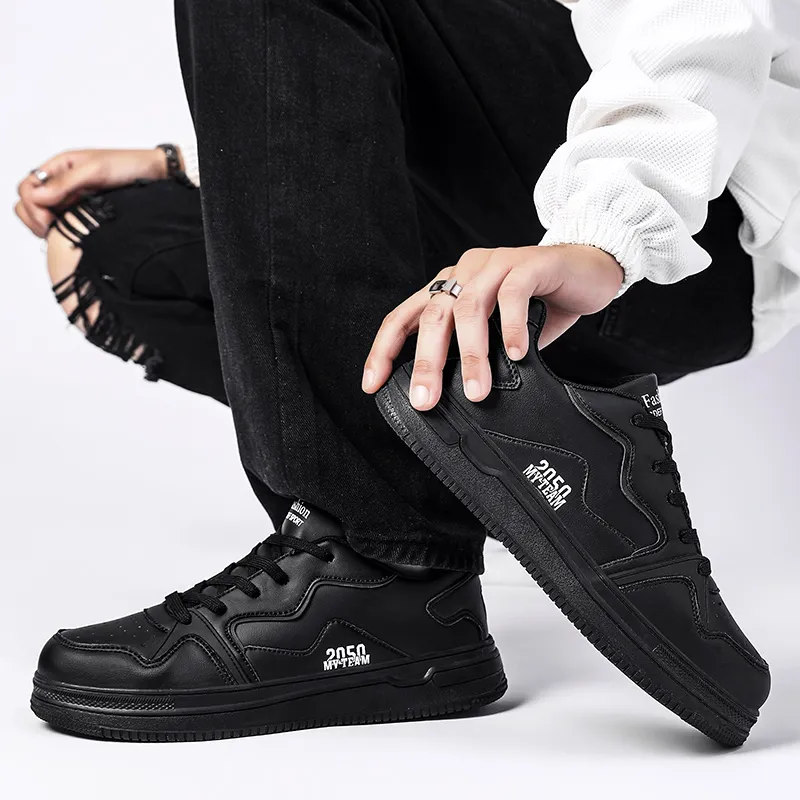 CAMOSI Low-Top Skateboard Shoes Men's-22