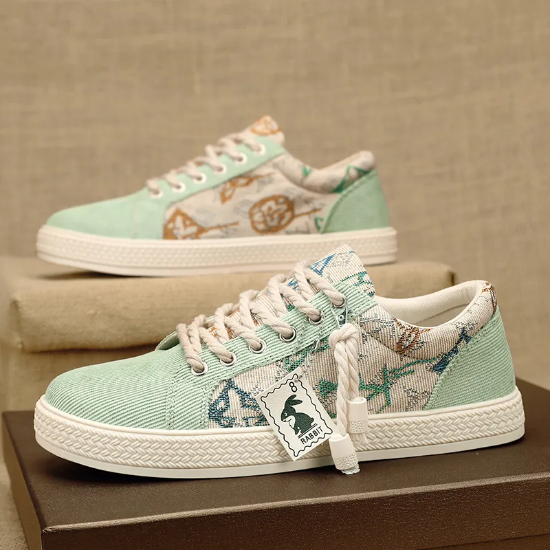 CAMOSI Anti-Slip Wear-Resistant Low-Top Skateboard Shoes Unisex-6