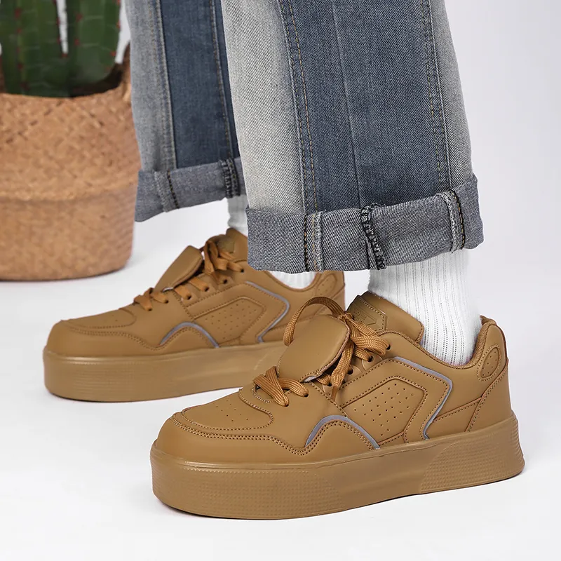 CAMOSI Low-Top Skateboard Shoes Men's-6