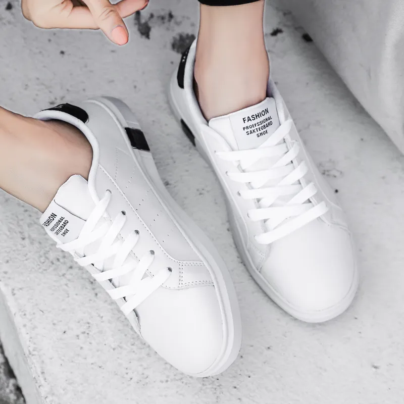 CAMOSI Low-Top Skateboard Shoes Unisex-36