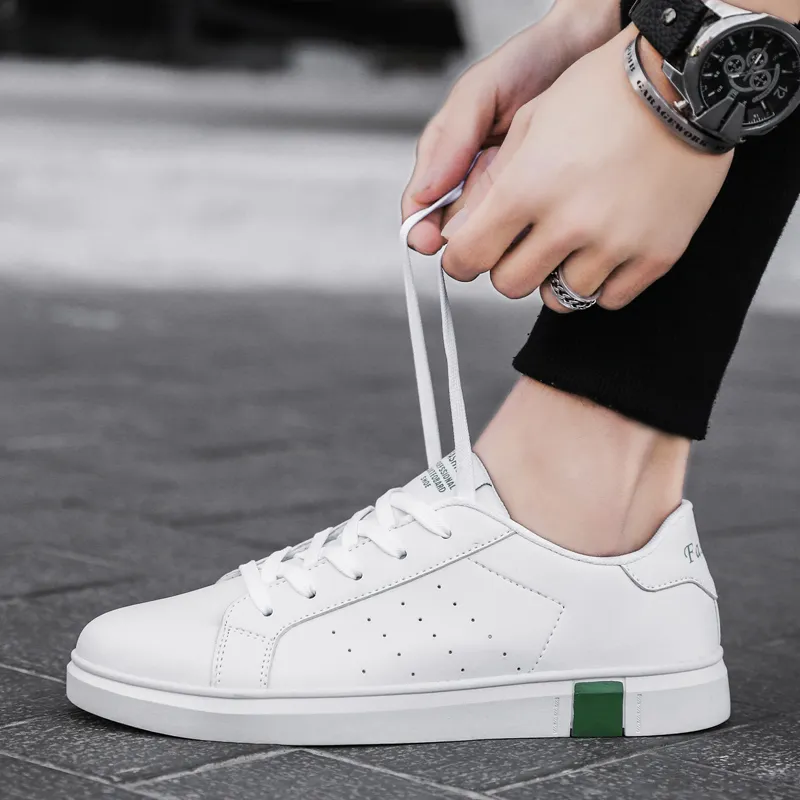 CAMOSI Low-Top Skateboard Shoes Unisex-23