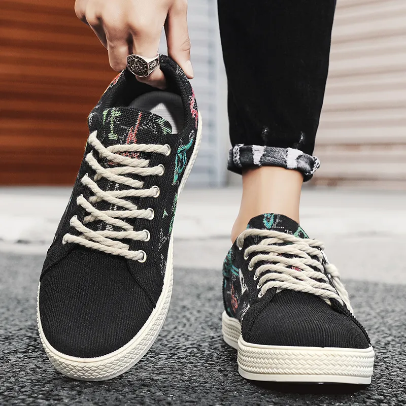 CAMOSI Anti-Slip Wear-Resistant Low-Top Skateboard Shoes Unisex-9