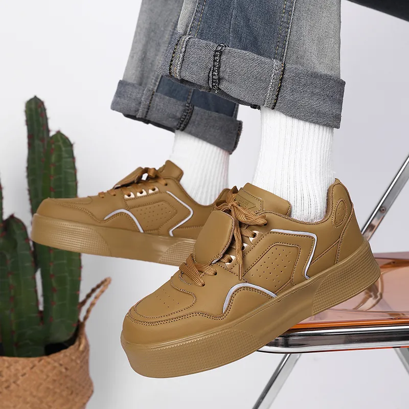 CAMOSI Low-Top Skateboard Shoes Men's-9