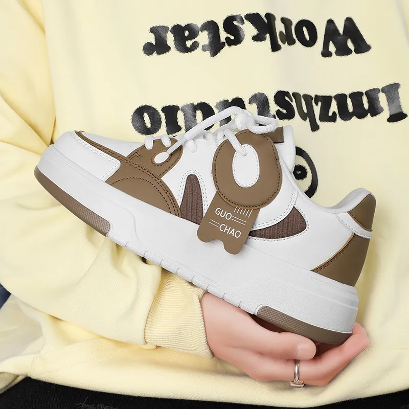 CAMOSI Low-Top Skateboard Shoes Unisex-21