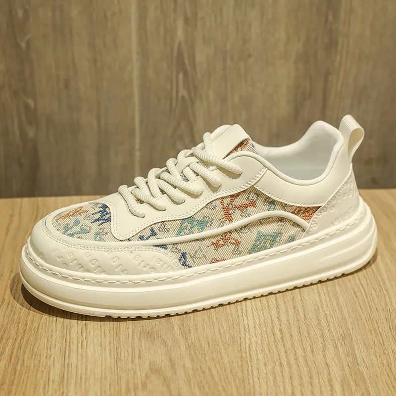 CAMOSI Low Top Skateboard Shoes Men's-3