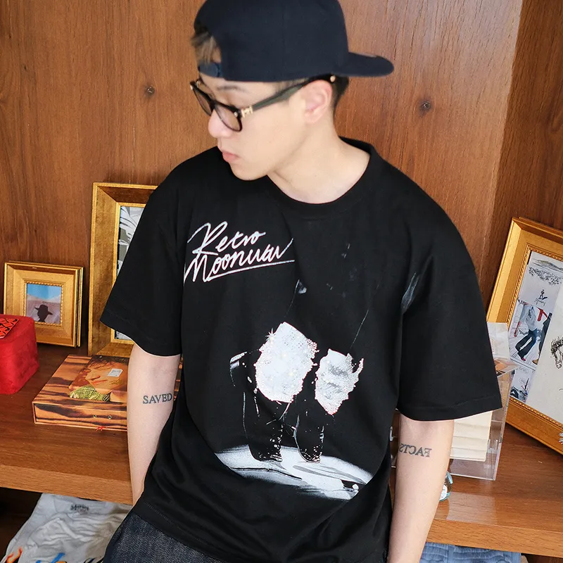 MOONWAV Short Sleeved T Shirts Unisex-5