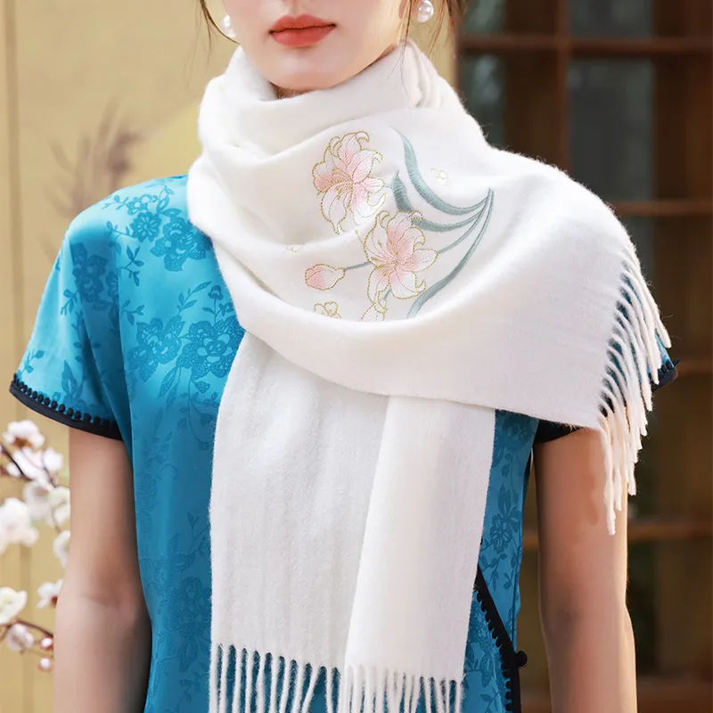 Hang Silk Road 100% Sheep Wool Knit Scarves Women's-1