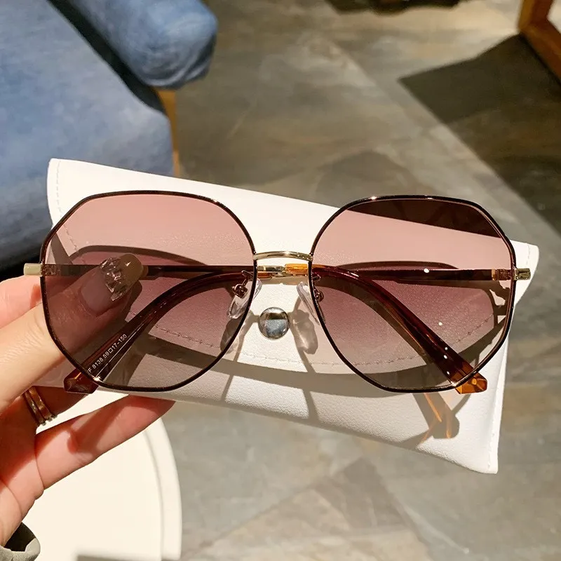 PRETTYALLUSION Sunglasses Women's-5