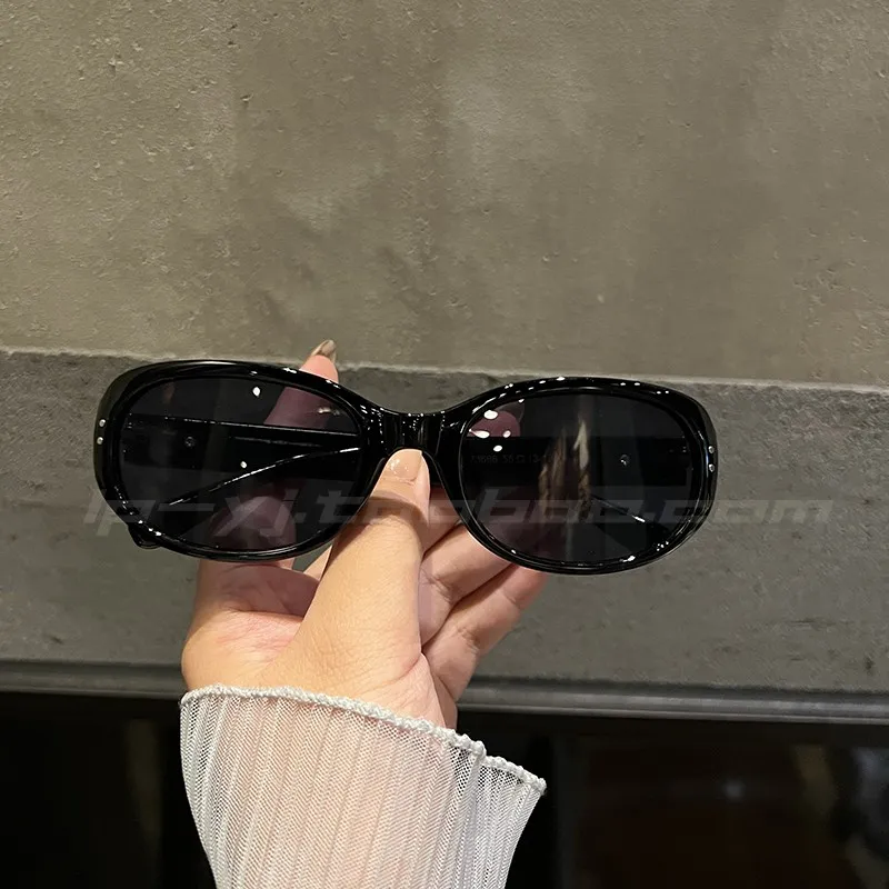 PRETTYALLUSION Oval Sunglasses Unisex-3