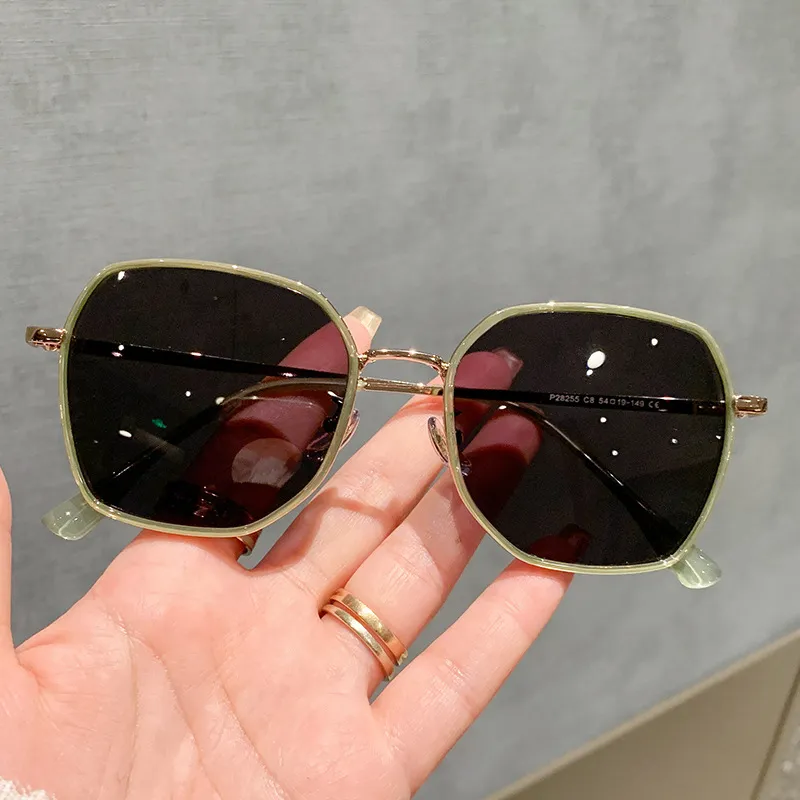 PRETTYALLUSION PC Metal Irregular Shape Sunglasses Women's-3