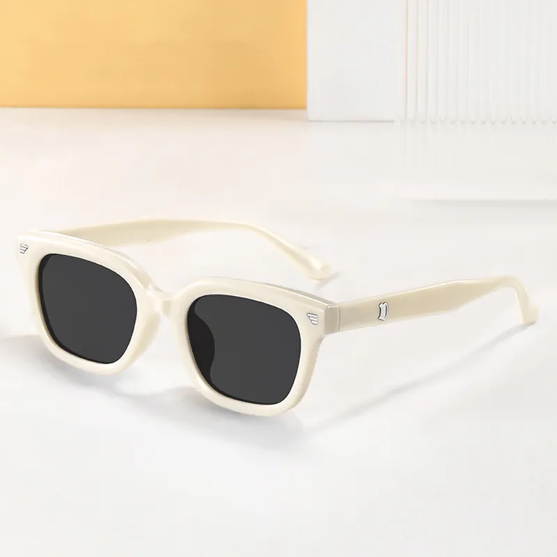PRETTYALLUSION TR/Memory Plastic Square Sunglasses Unisex-8