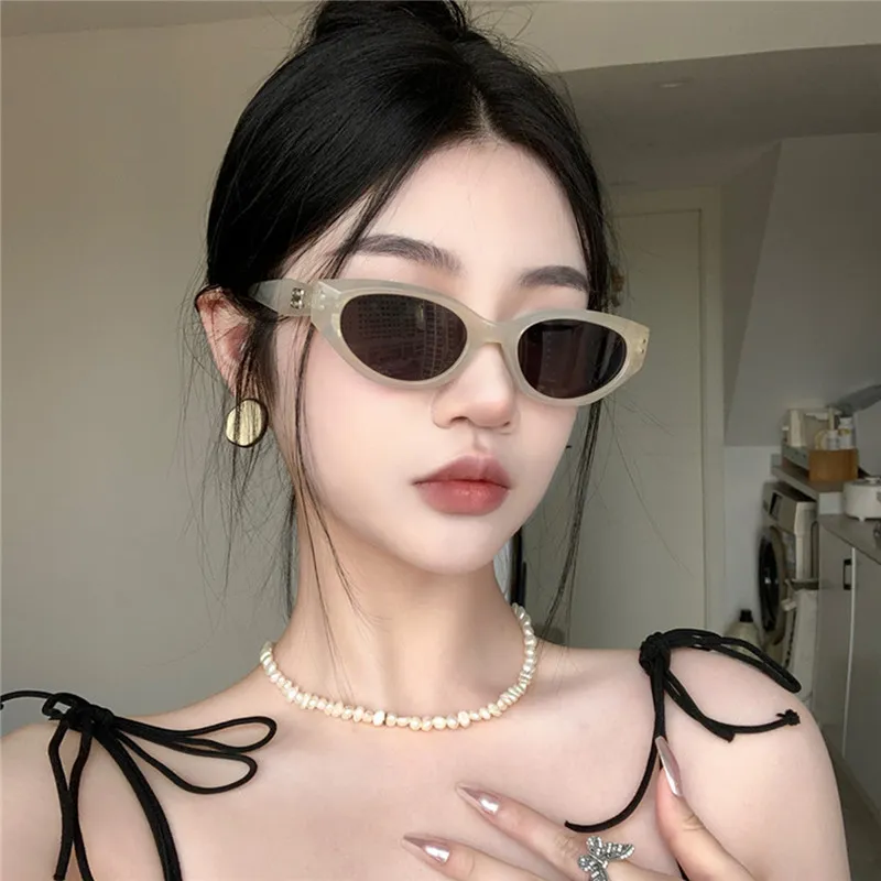 PRETTYALLUSION TR90 Irregular Shape Sunglasses Unisex-8