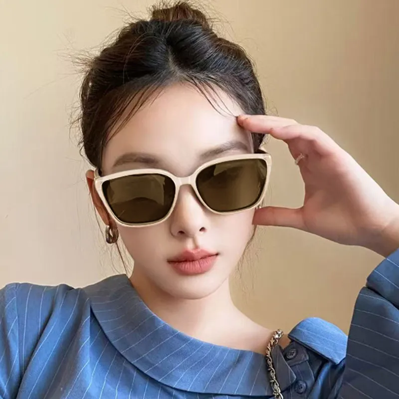 PRETTYALLUSION TR/Memory Plastic Cat Eye Sunglasses Women's-9