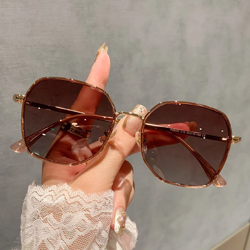 PRETTYALLUSION PC Metal Irregular Shape Sunglasses Women's-3