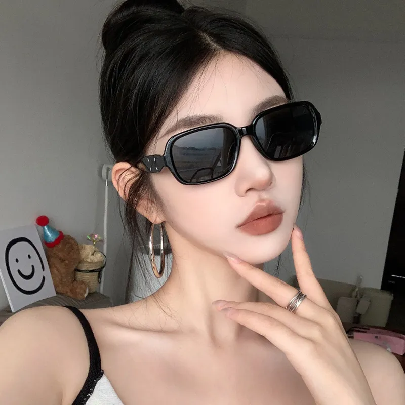 PRETTYALLUSION TR/Memory Plastic Square Sunglasses Unisex-4