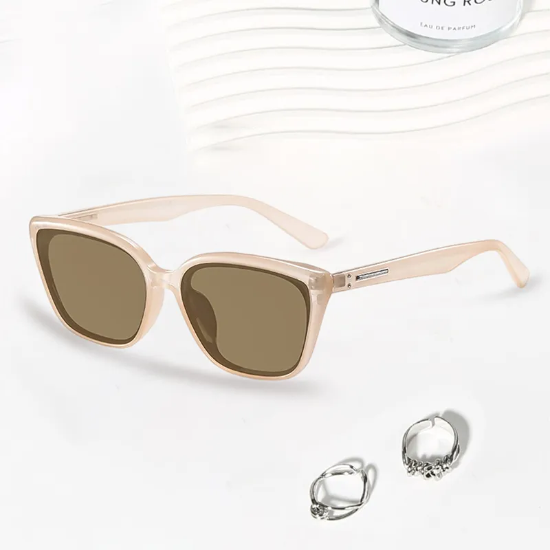 PRETTYALLUSION TR/Memory Plastic Cat Eye Sunglasses Women's-10