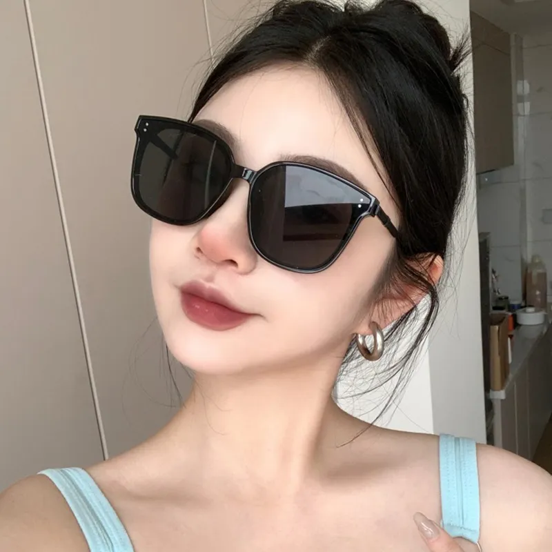 PRETTYALLUSION TR90 Round Sunglasses Unisex-3