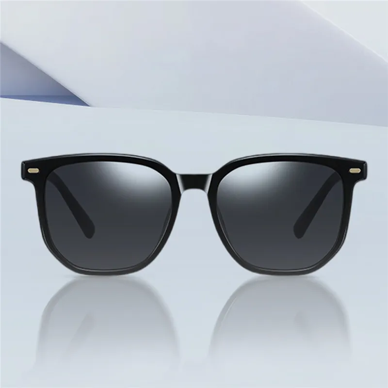 PRETTYALLUSION Oval Sunglasses Unisex-1