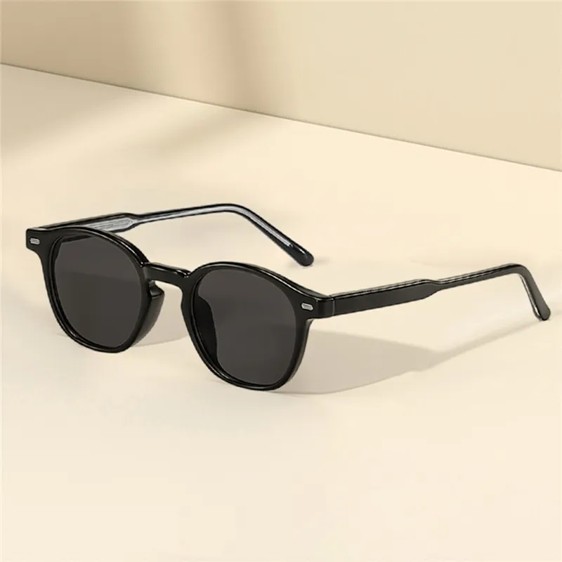 PRETTYALLUSION Plate Frame TR90 Round Sunglasses Unisex-1
