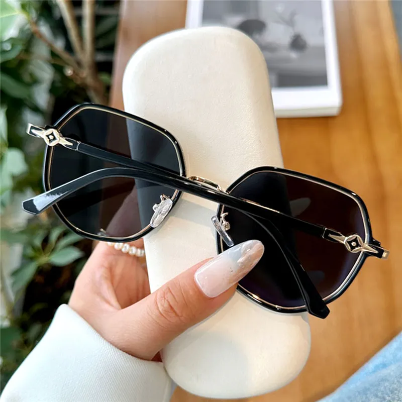 PRETTYALLUSION Irregular Shape Sunglasses Women's-1