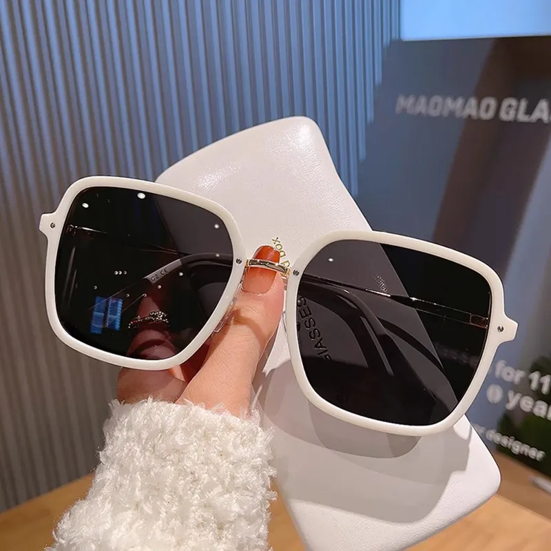 PRETTYALLUSION PC Metal Square Sunglasses Women's-4