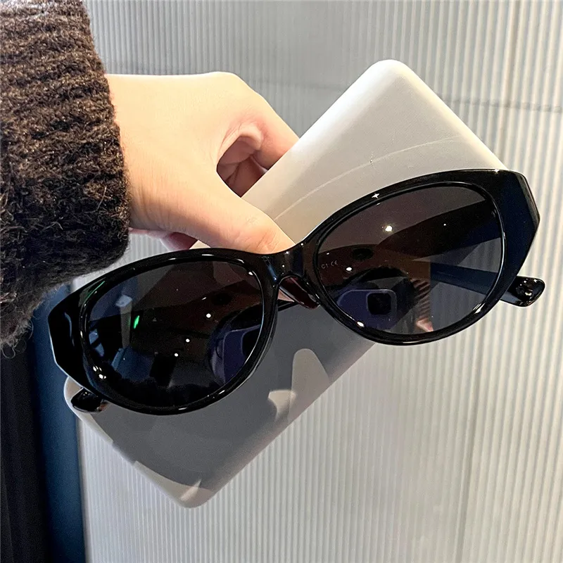 PRETTYALLUSION TR90 Oval Sunglasses Unisex-3